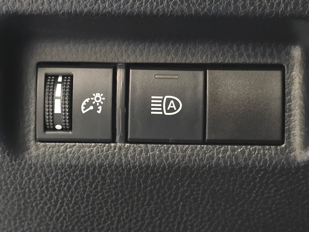 Thumbnail: 2019 Toyota RAV4 - 26