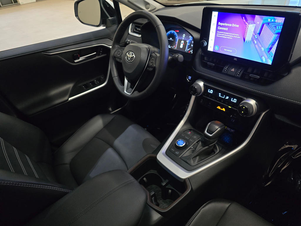 Thumbnail: 2025 Toyota RAV4 - 15