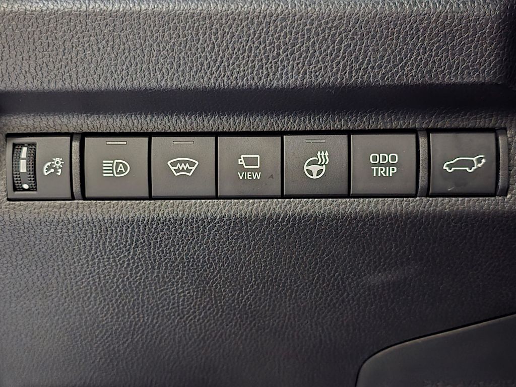 Thumbnail: 2025 Toyota RAV4 - 25