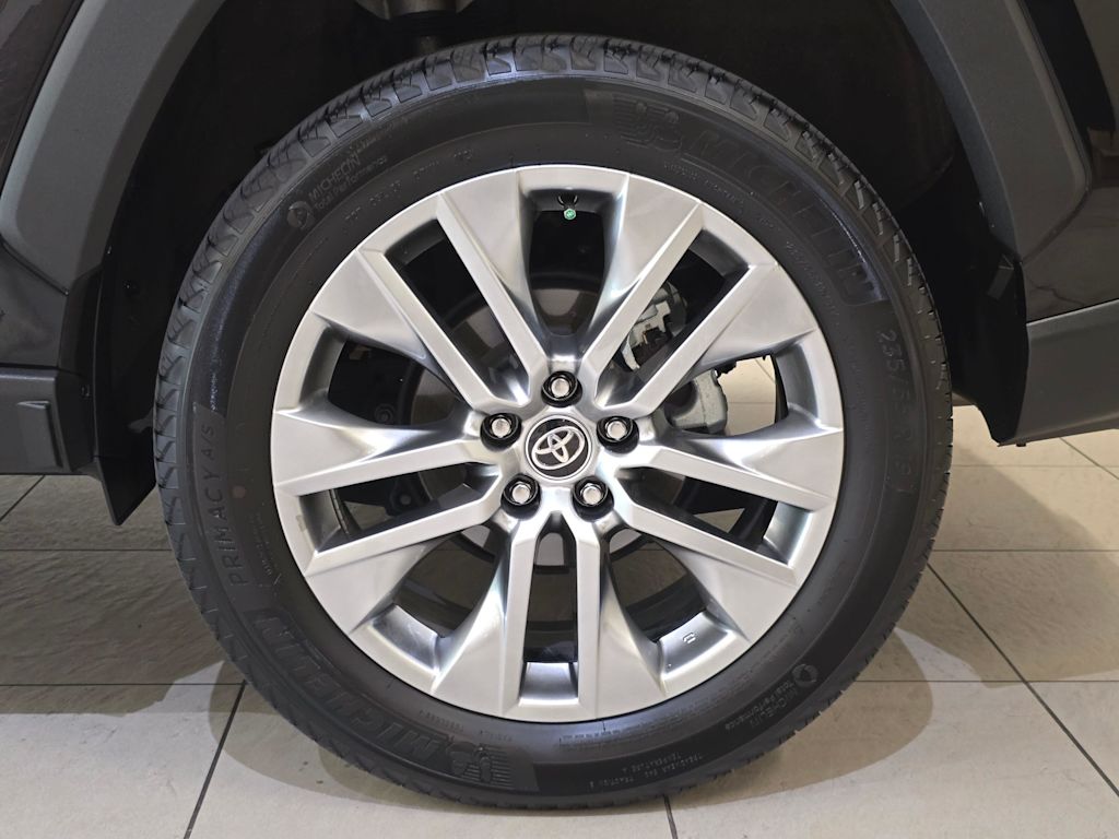 Thumbnail: 2023 Toyota RAV4 - 8