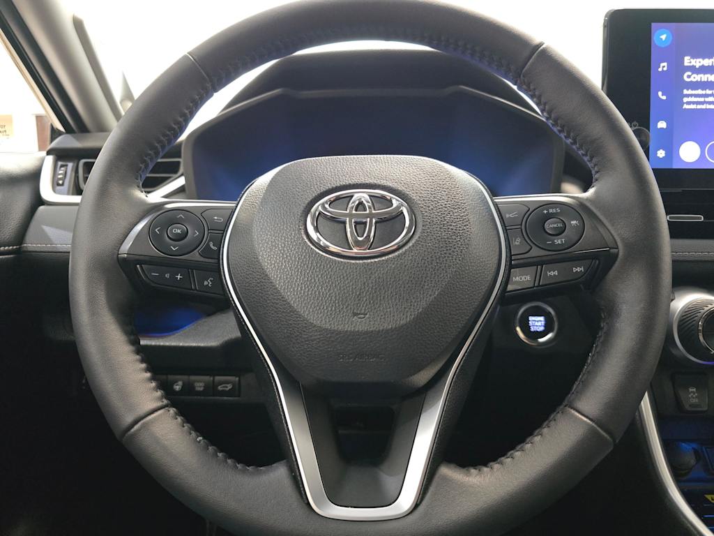 Thumbnail: 2023 Toyota RAV4 - 14