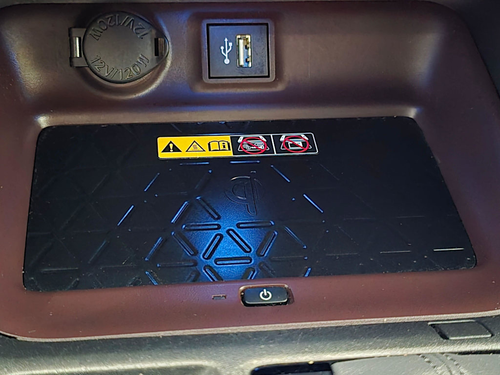 Thumbnail: 2023 Toyota RAV4 - 24