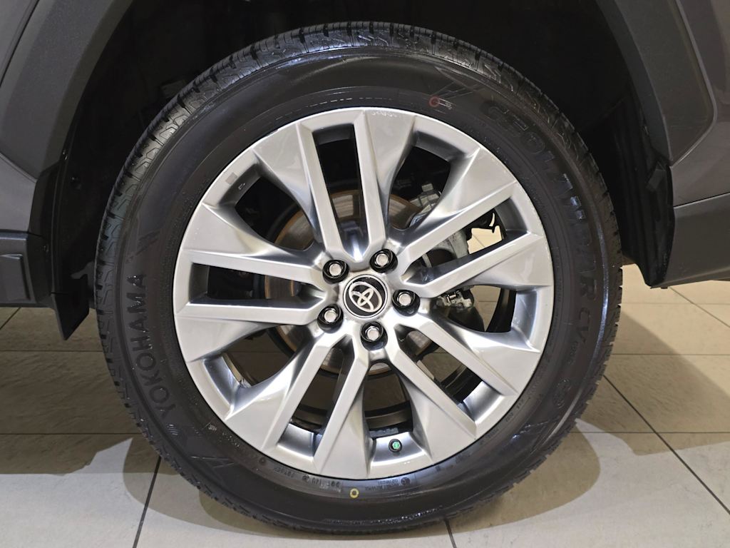 Thumbnail: 2023 Toyota RAV4 - 8