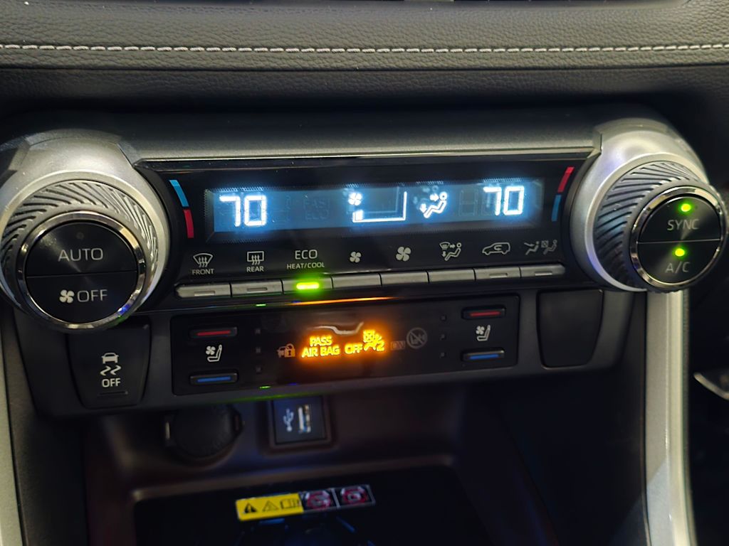 Thumbnail: 2023 Toyota RAV4 - 23