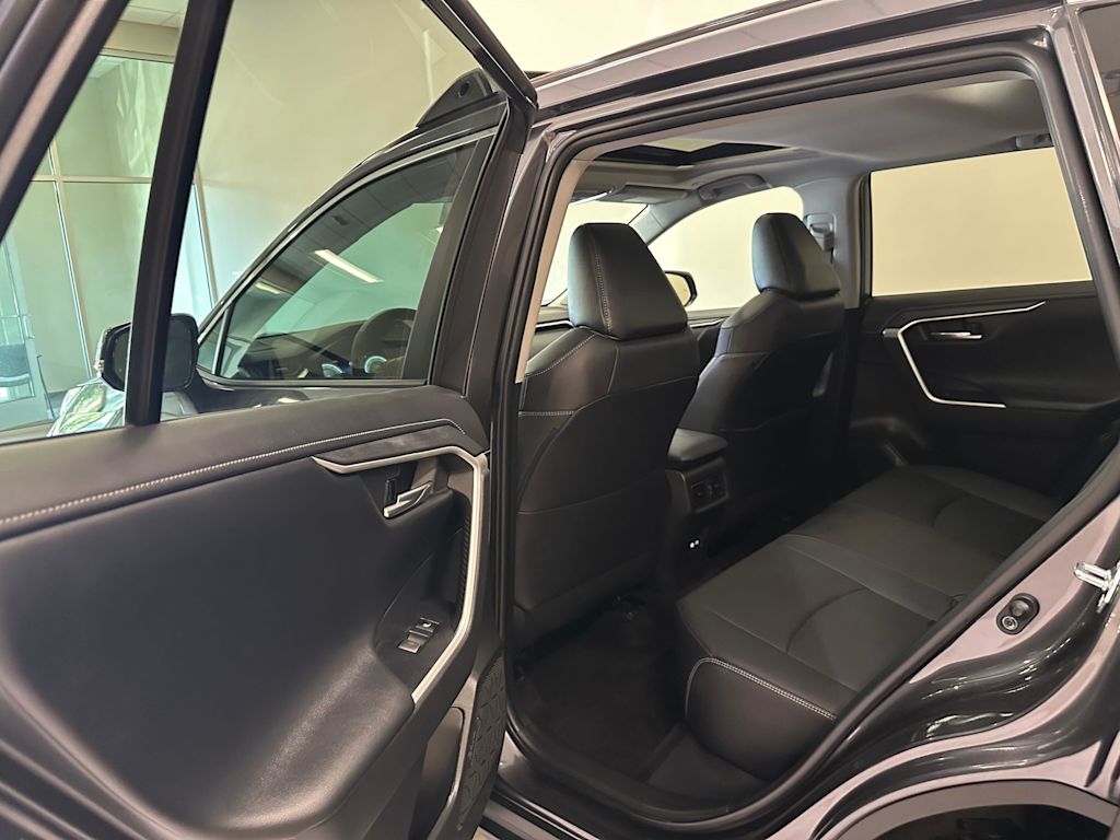 Thumbnail: 2023 Toyota RAV4 - 28