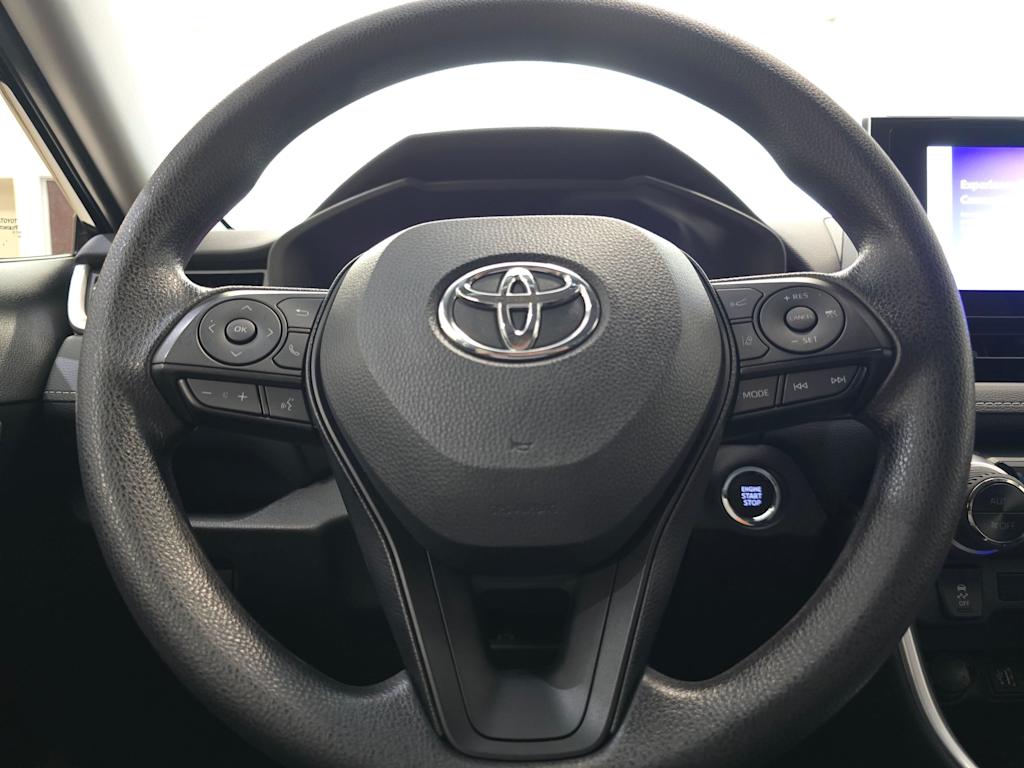 Thumbnail: 2025 Toyota RAV4 - 14