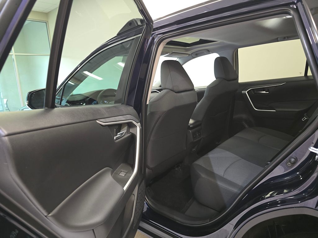 Thumbnail: 2025 Toyota RAV4 - 29