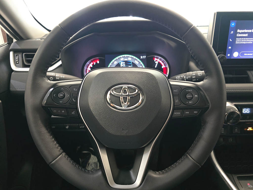 Thumbnail: 2025 Toyota RAV4 - 14