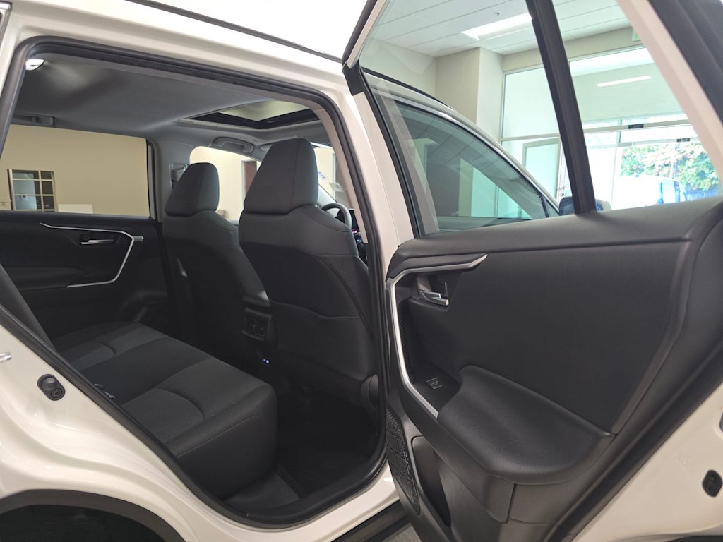 Thumbnail: 2025 Toyota RAV4 - 30