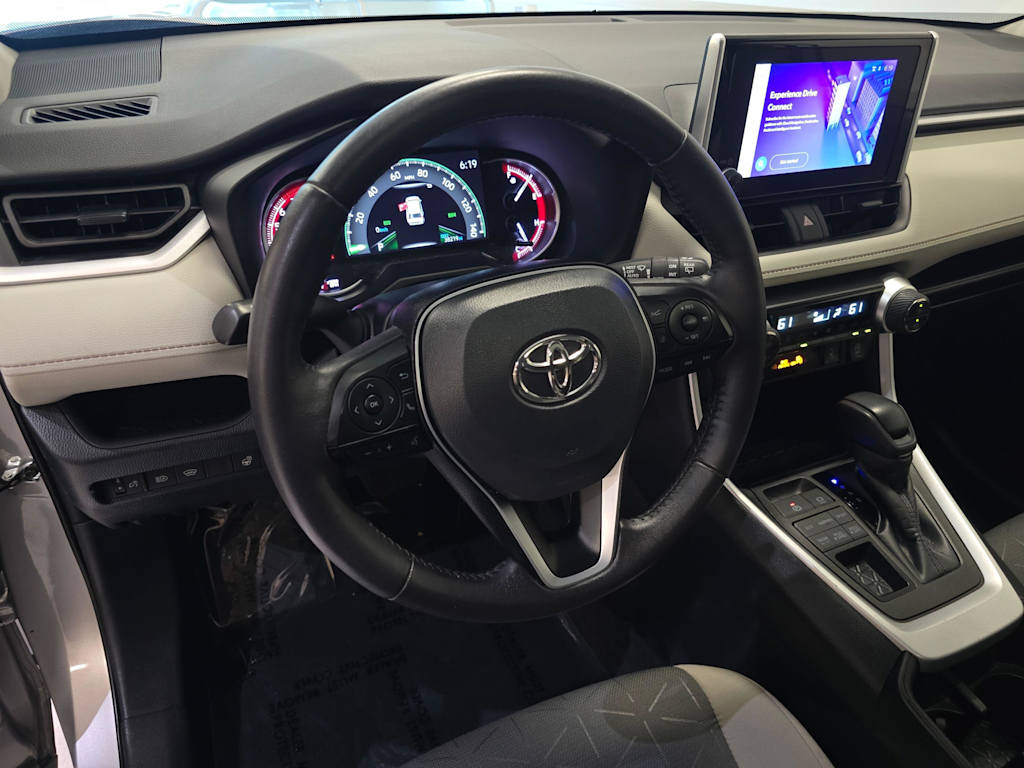 Thumbnail: 2024 Toyota RAV4 - 2