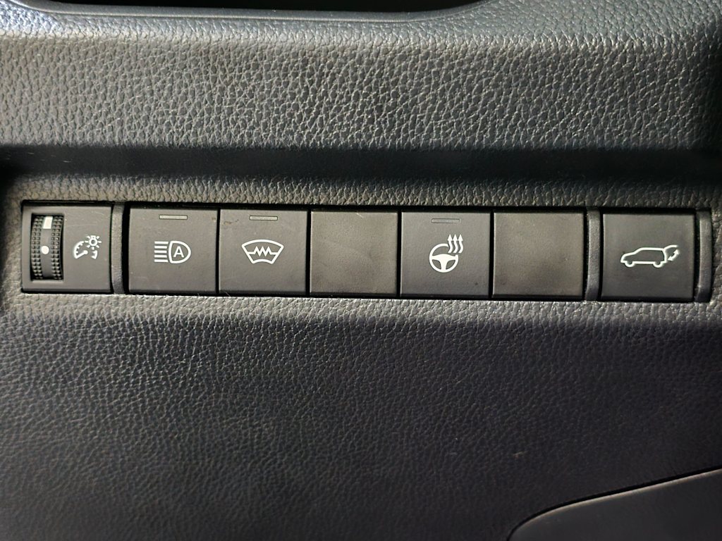 Thumbnail: 2024 Toyota RAV4 - 25
