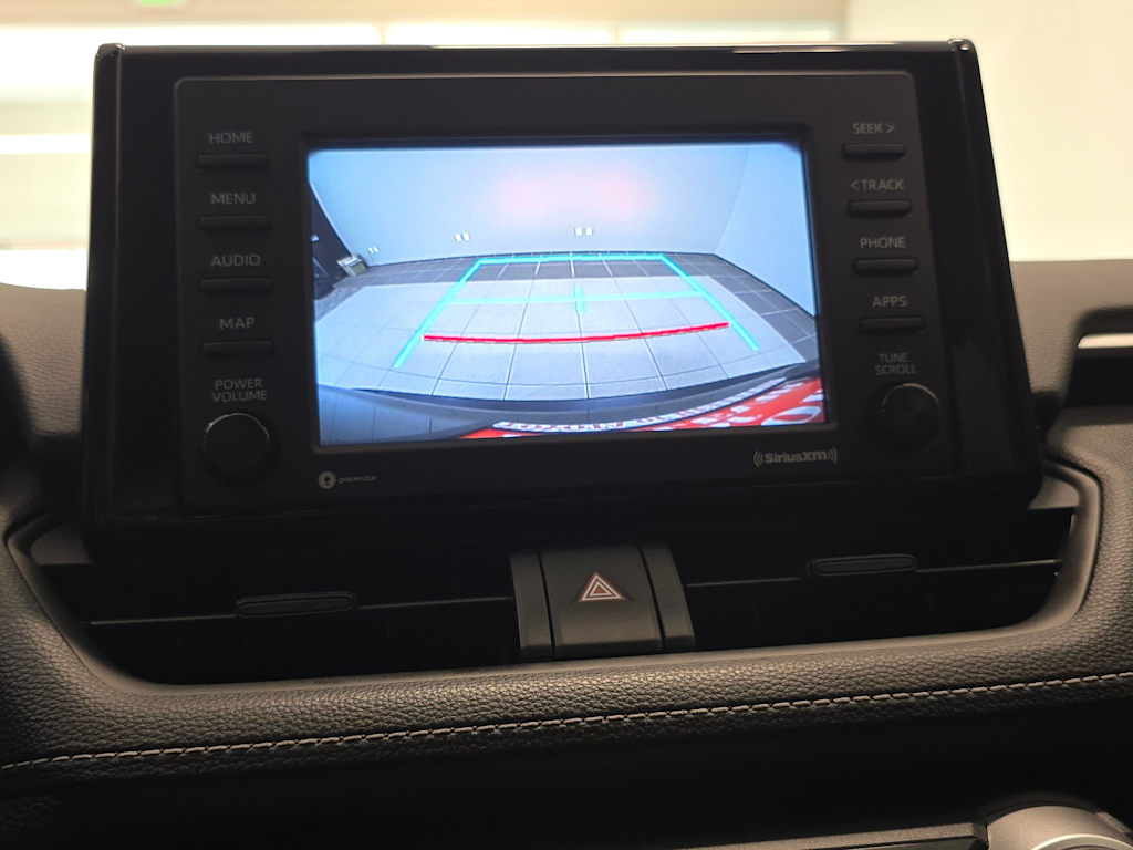 Thumbnail: 2021 Toyota RAV4 - 16