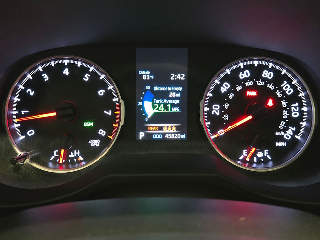 Thumbnail: 2021 Toyota RAV4 - 18