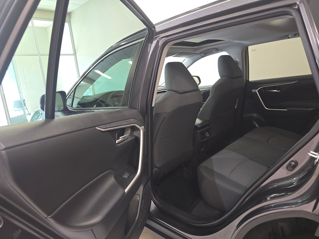 Thumbnail: 2024 Toyota RAV4 - 28
