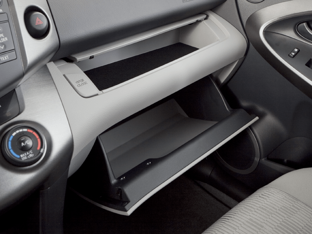 Thumbnail: 2011 Toyota RAV4 - 11