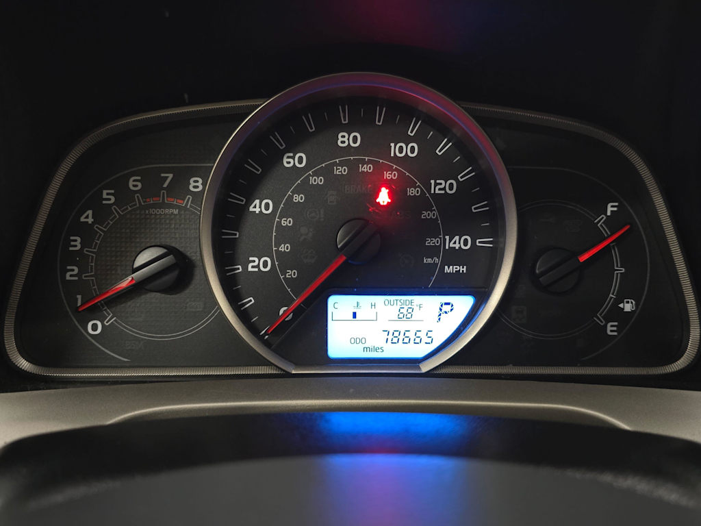 Thumbnail: 2015 Toyota RAV4 - 17