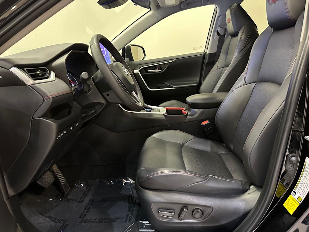Thumbnail: 2023 Toyota RAV4 - 10