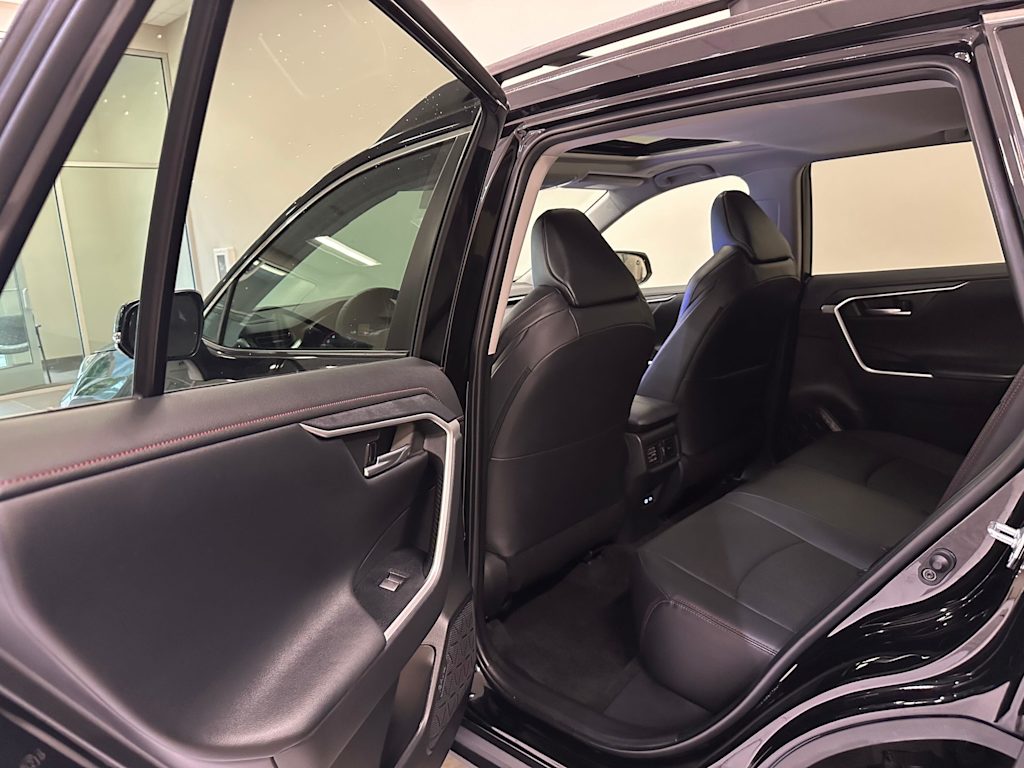 Thumbnail: 2023 Toyota RAV4 - 28