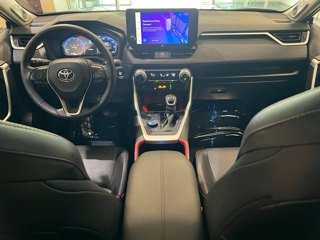 Thumbnail: 2024 Toyota RAV4 - 10