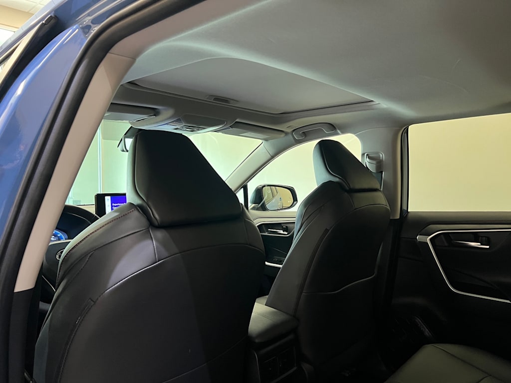 Thumbnail: 2024 Toyota RAV4 - 11