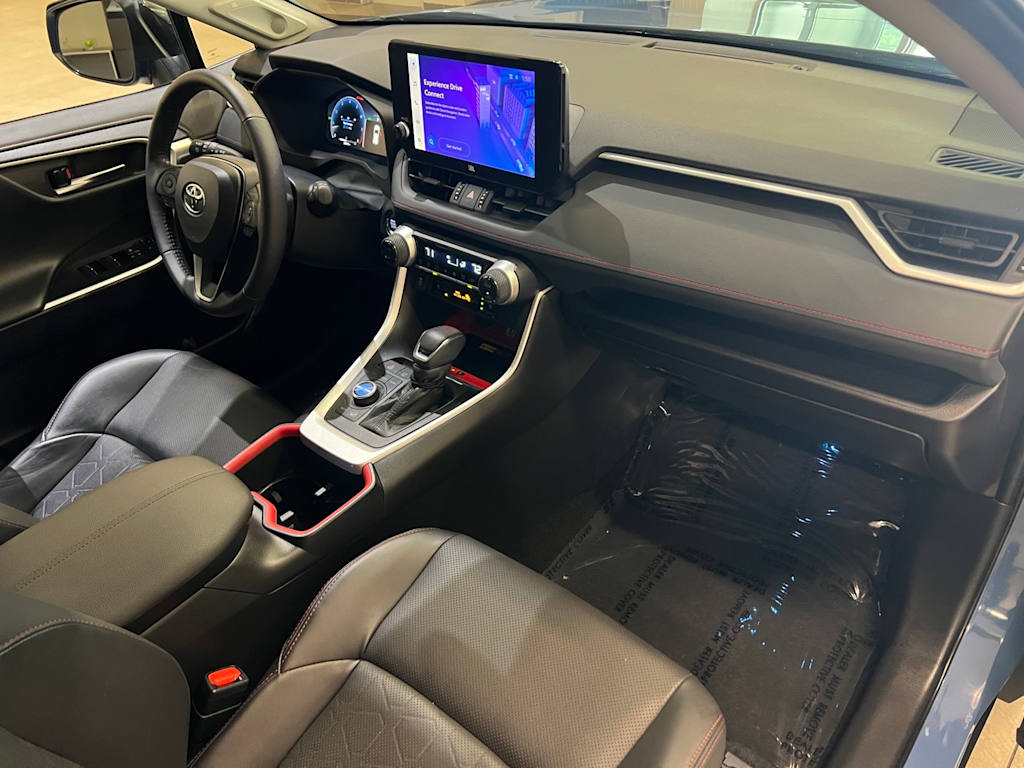 Thumbnail: 2024 Toyota RAV4 - 14