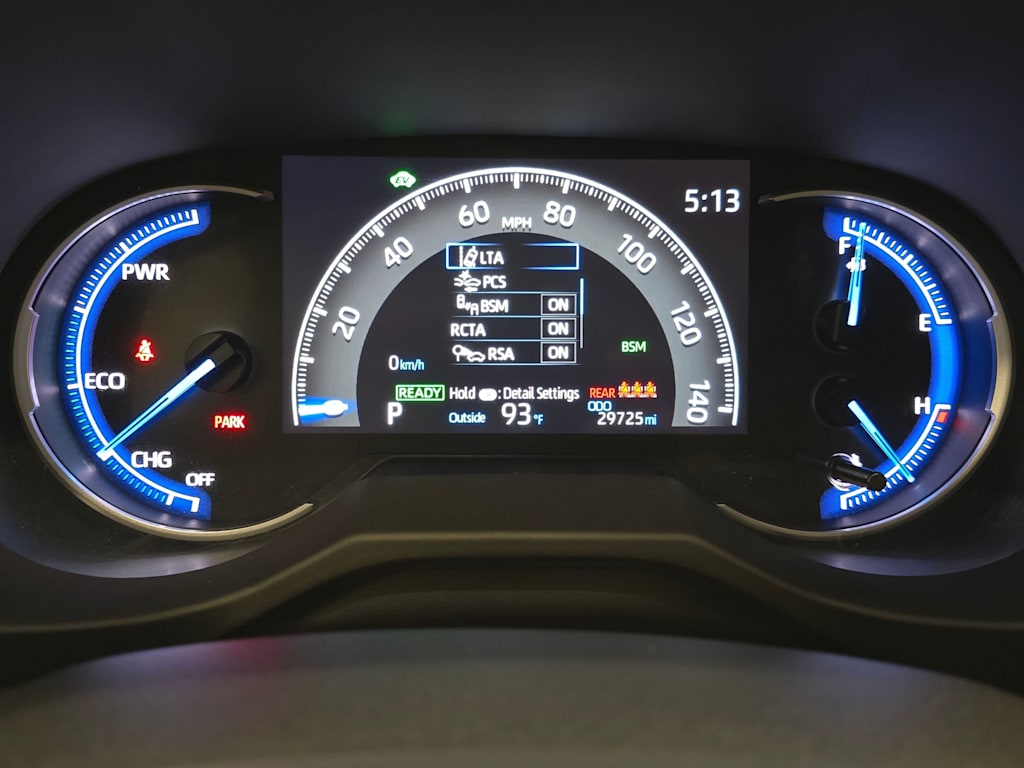 Thumbnail: 2024 Toyota RAV4 - 18