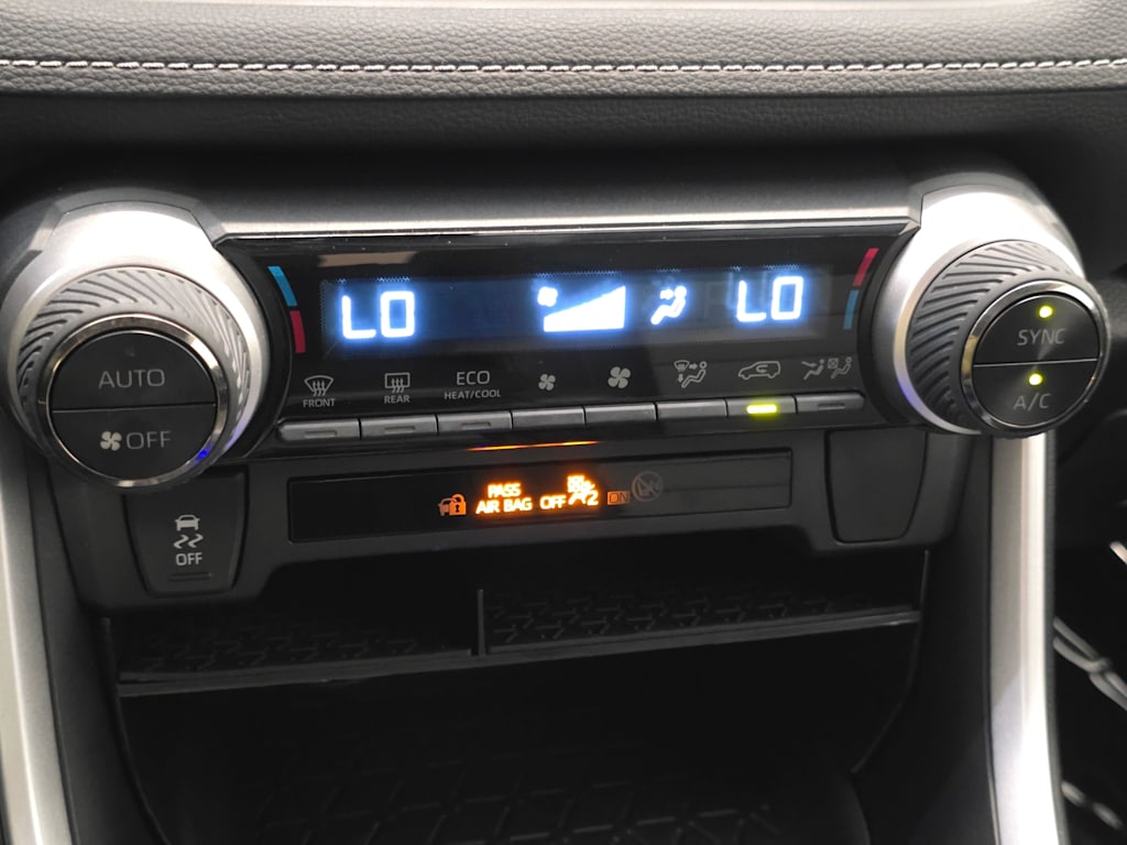 Thumbnail: 2024 Toyota RAV4 - 23