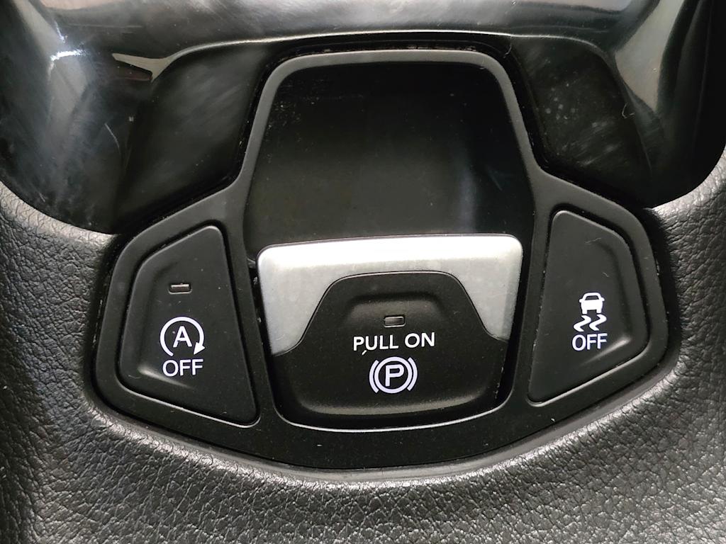 Thumbnail: 2018 Jeep Compass - 23
