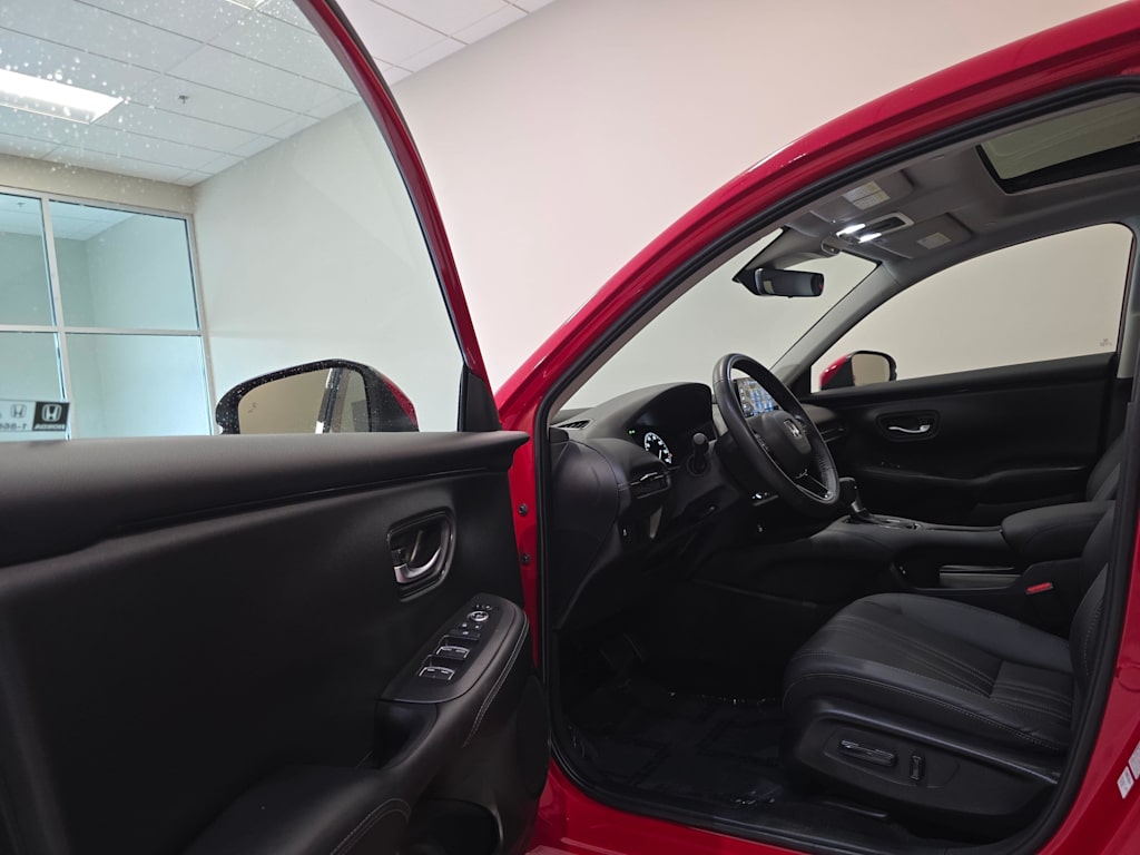 Thumbnail: 2025 Honda HR-V - 28