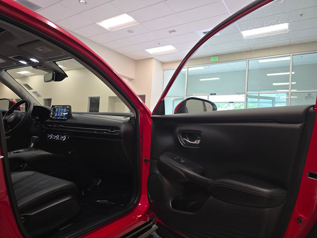 Thumbnail: 2025 Honda HR-V - 32
