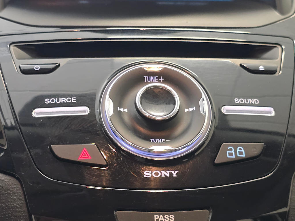 Thumbnail: 2014 Ford Fiesta - 23