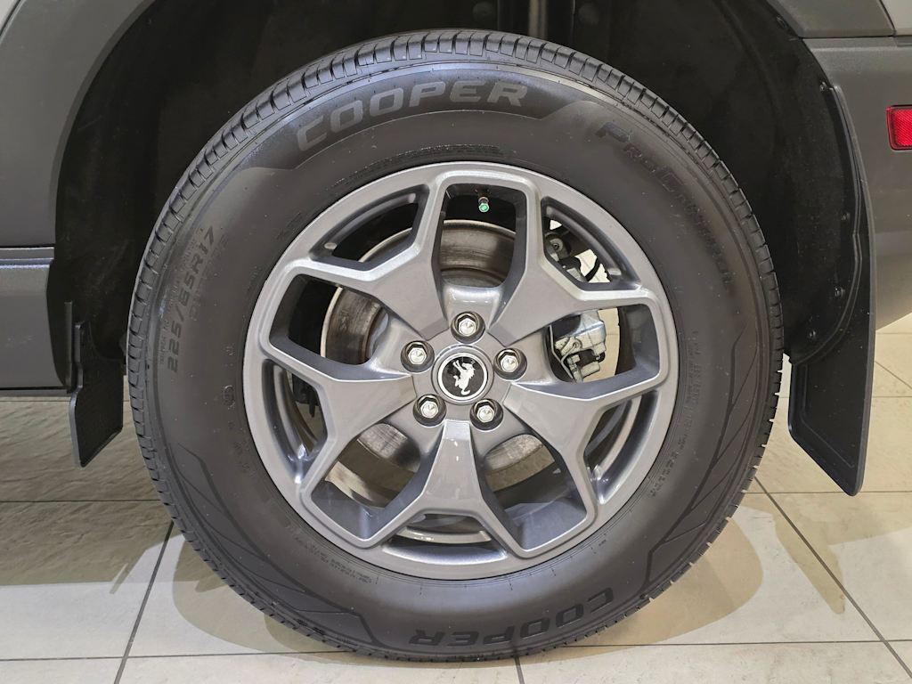 Thumbnail: 2021 Ford Bronco Sport - 8