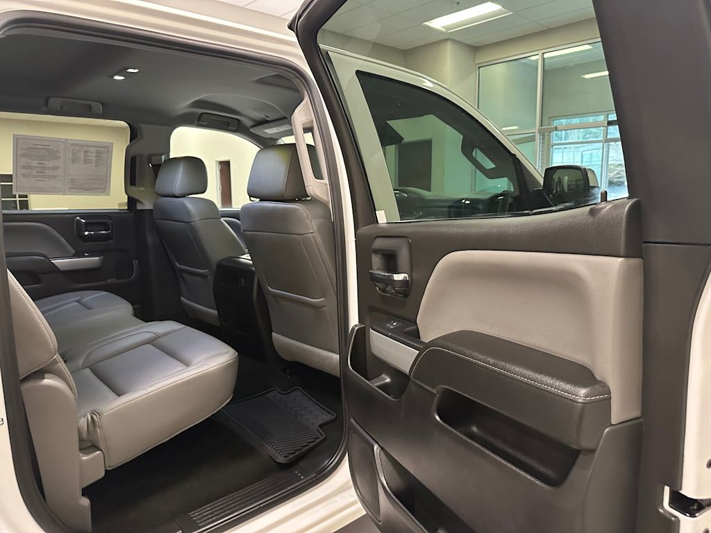 Thumbnail: 2018 Chevrolet Silverado 1500 - 29