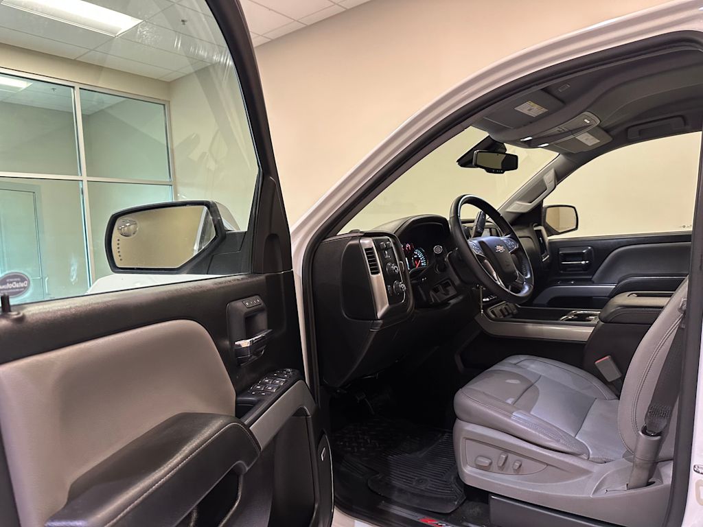 Thumbnail: 2018 Chevrolet Silverado 1500 - 14