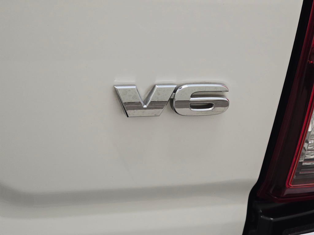 Thumbnail: 2020 Toyota Tacoma - 7