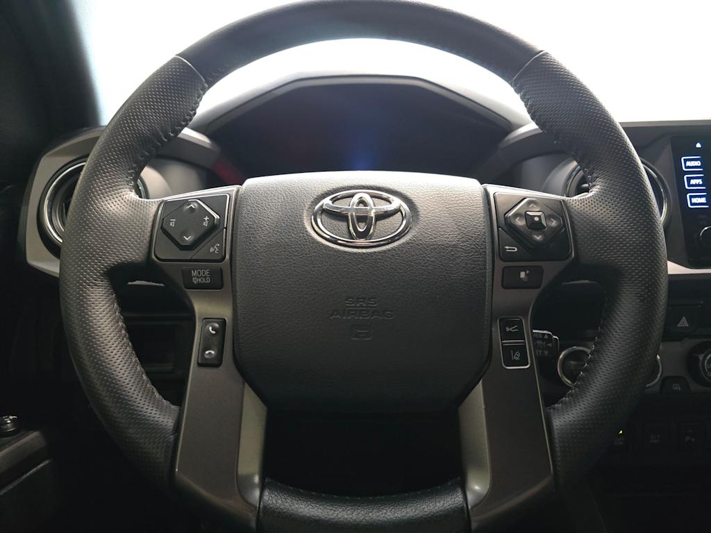 Thumbnail: 2019 Toyota Tacoma - 12
