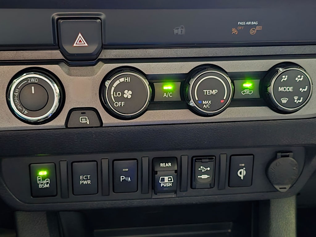 Thumbnail: 2019 Toyota Tacoma - 22