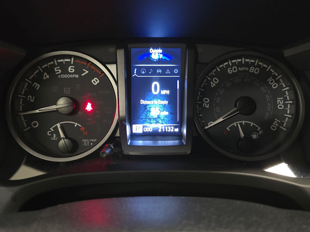 Thumbnail: 2021 Toyota Tacoma - 18