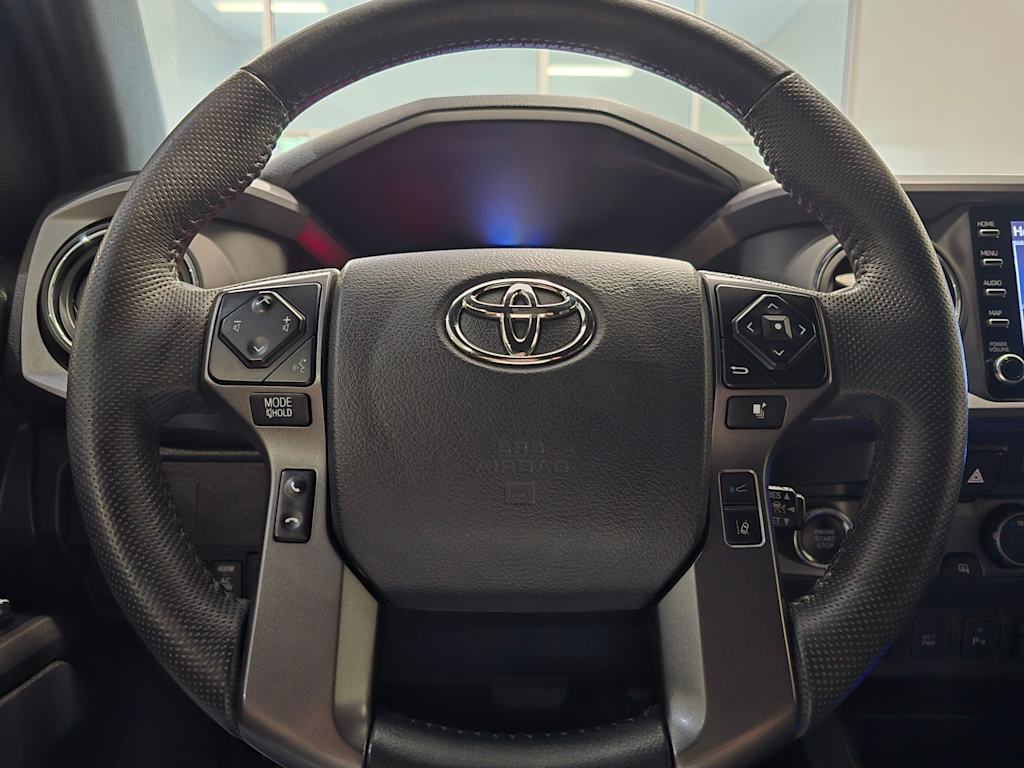 Thumbnail: 2022 Toyota Tacoma - 22