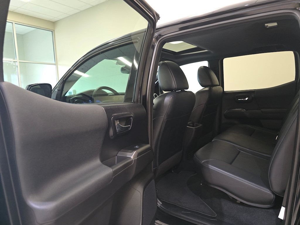 Thumbnail: 2020 Toyota Tacoma - 29