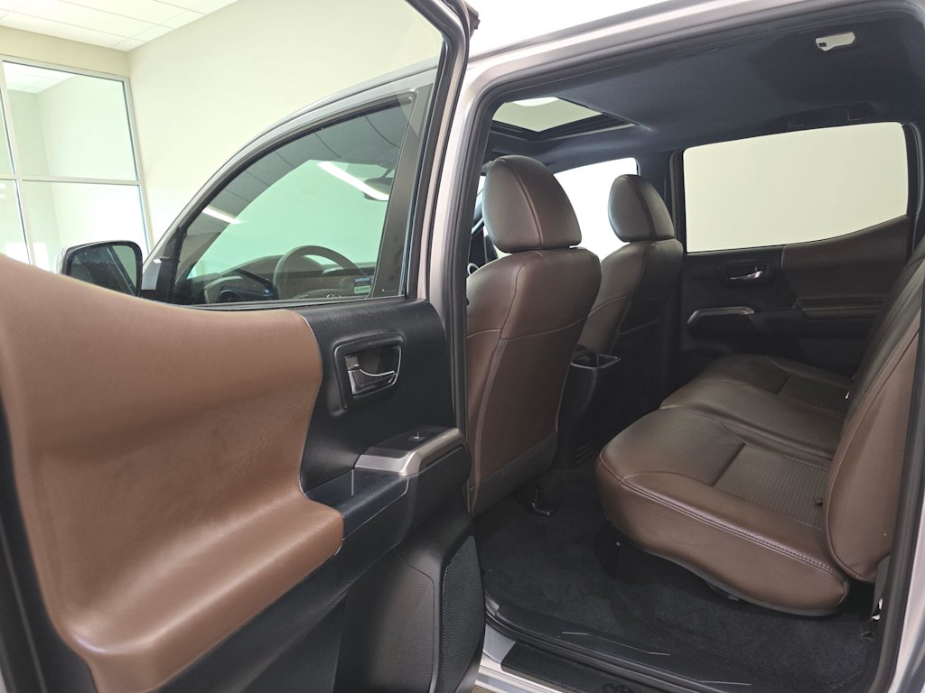 Thumbnail: 2017 Toyota Tacoma - 27
