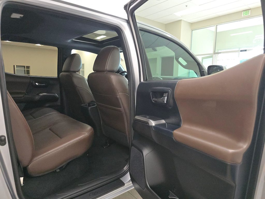 Thumbnail: 2017 Toyota Tacoma - 29