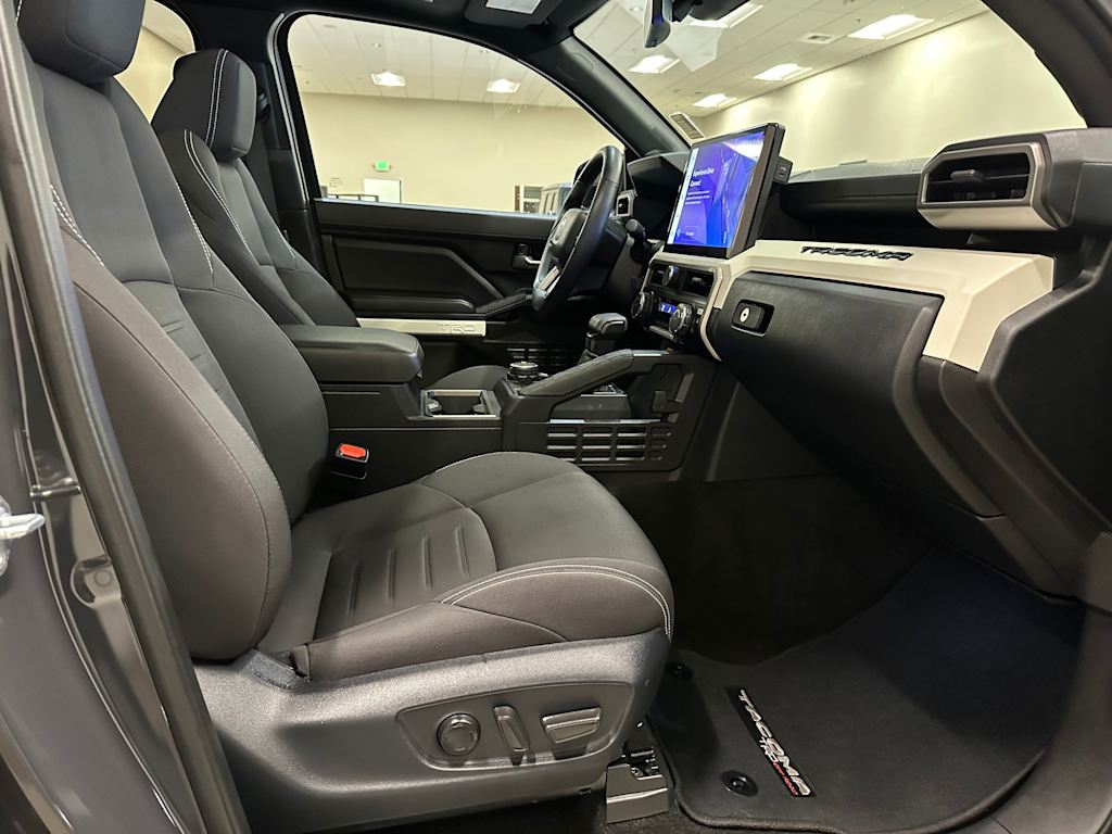 Thumbnail: 2024 Toyota Tacoma - 31