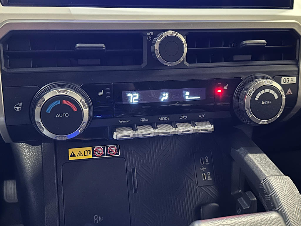 Thumbnail: 2024 Toyota Tacoma - 24