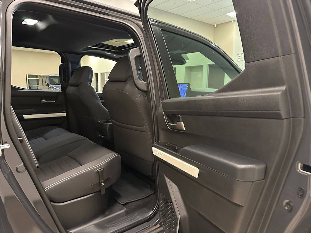 Thumbnail: 2024 Toyota Tacoma - 12