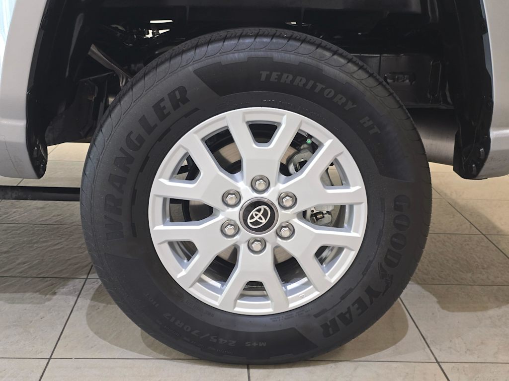 Thumbnail: 2025 Toyota Tacoma - 8