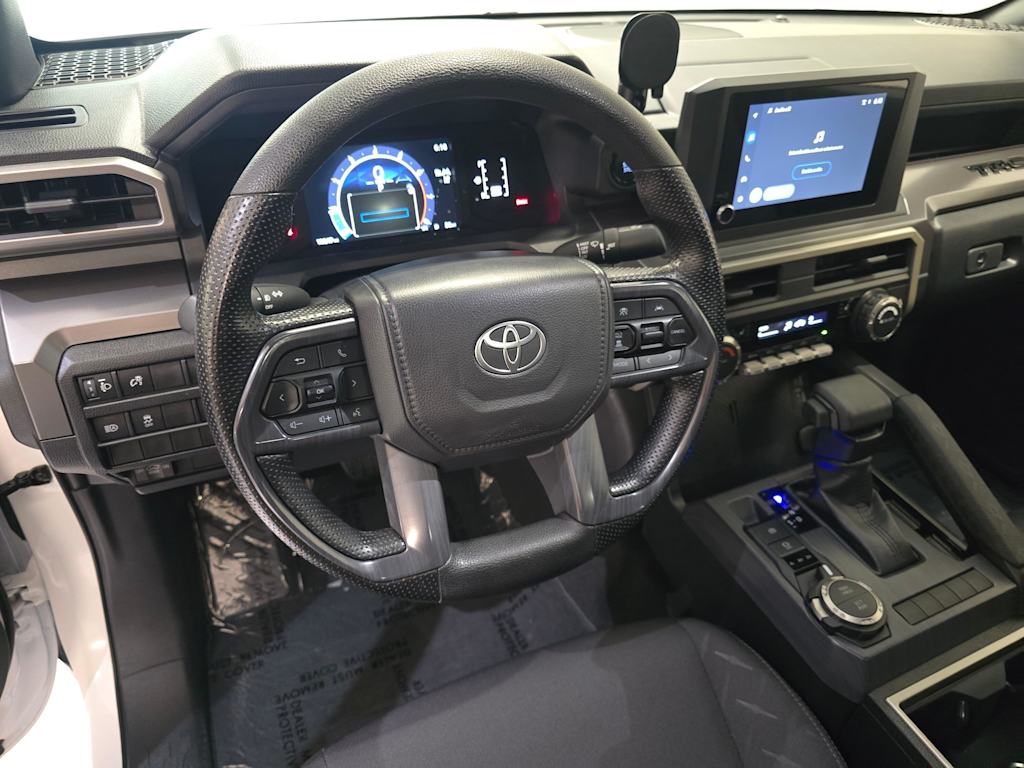 Thumbnail: 2025 Toyota Tacoma - 2