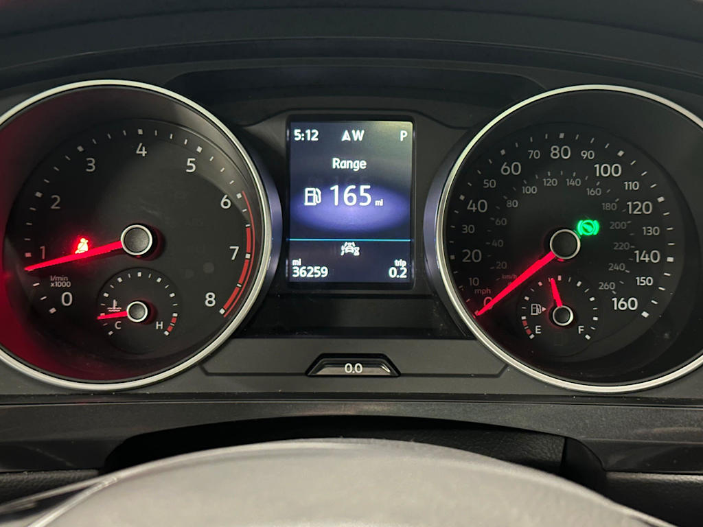 Thumbnail: 2021 Volkswagen Tiguan - 18