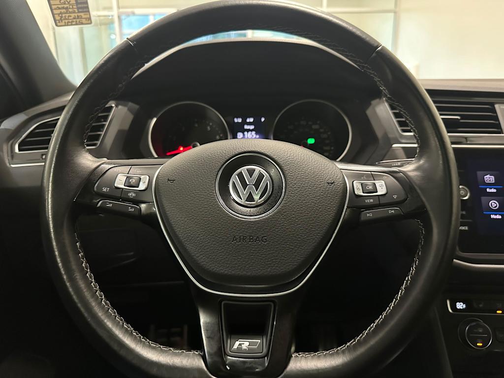 Thumbnail: 2021 Volkswagen Tiguan - 14