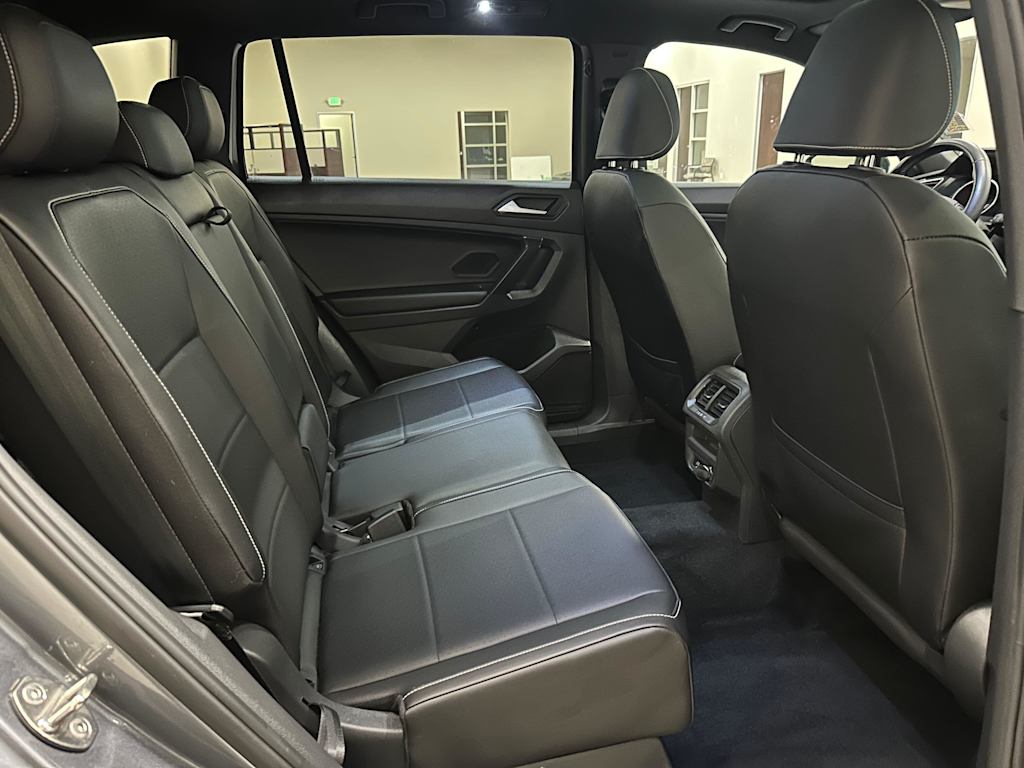 Thumbnail: 2021 Volkswagen Tiguan - 30